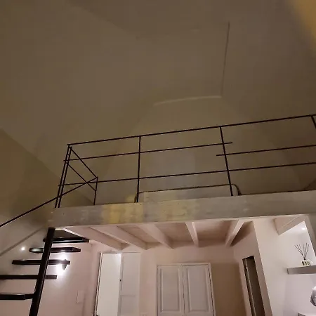 La Bella Volta - Elegant Bed & Breakfast 3*