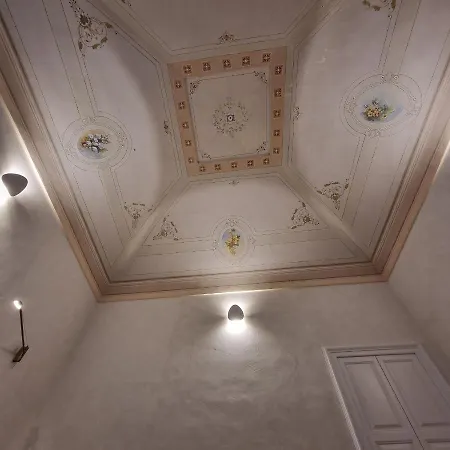 La Bella Volta - Elegant Bed & Breakfast *