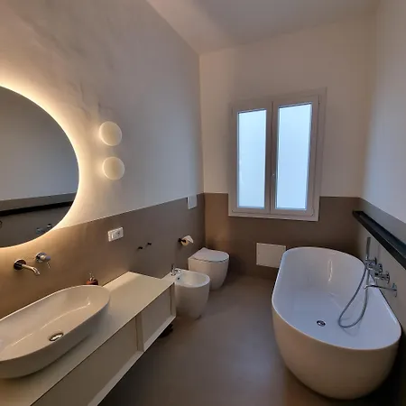 La Bella Volta - Elegant Bed & Breakfast